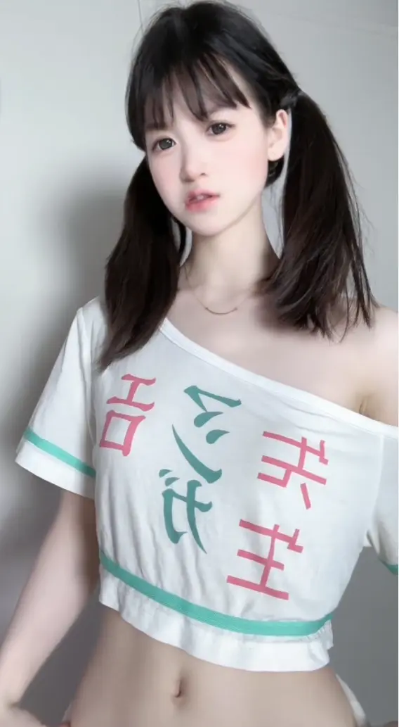 萌小栖写真合集全套收录4K超清版-未删减内嵌字幕-会员私享百度网盘与夸克网盘资源下载-萌小栖视频礼包照片合集全网最全无水印